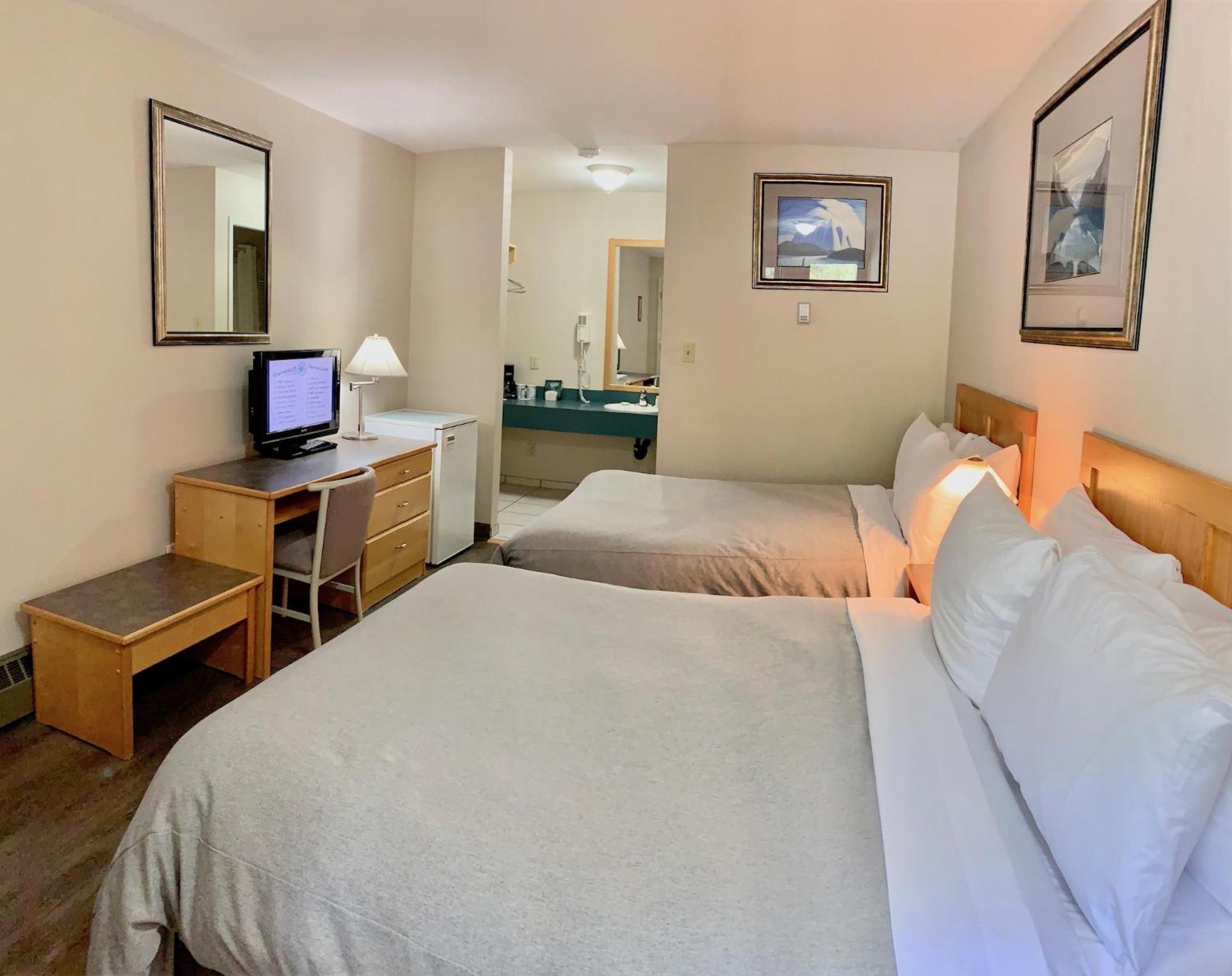 Sunwapta Falls Rocky Mountain Lodge Τζάσπερ Εξωτερικό φωτογραφία