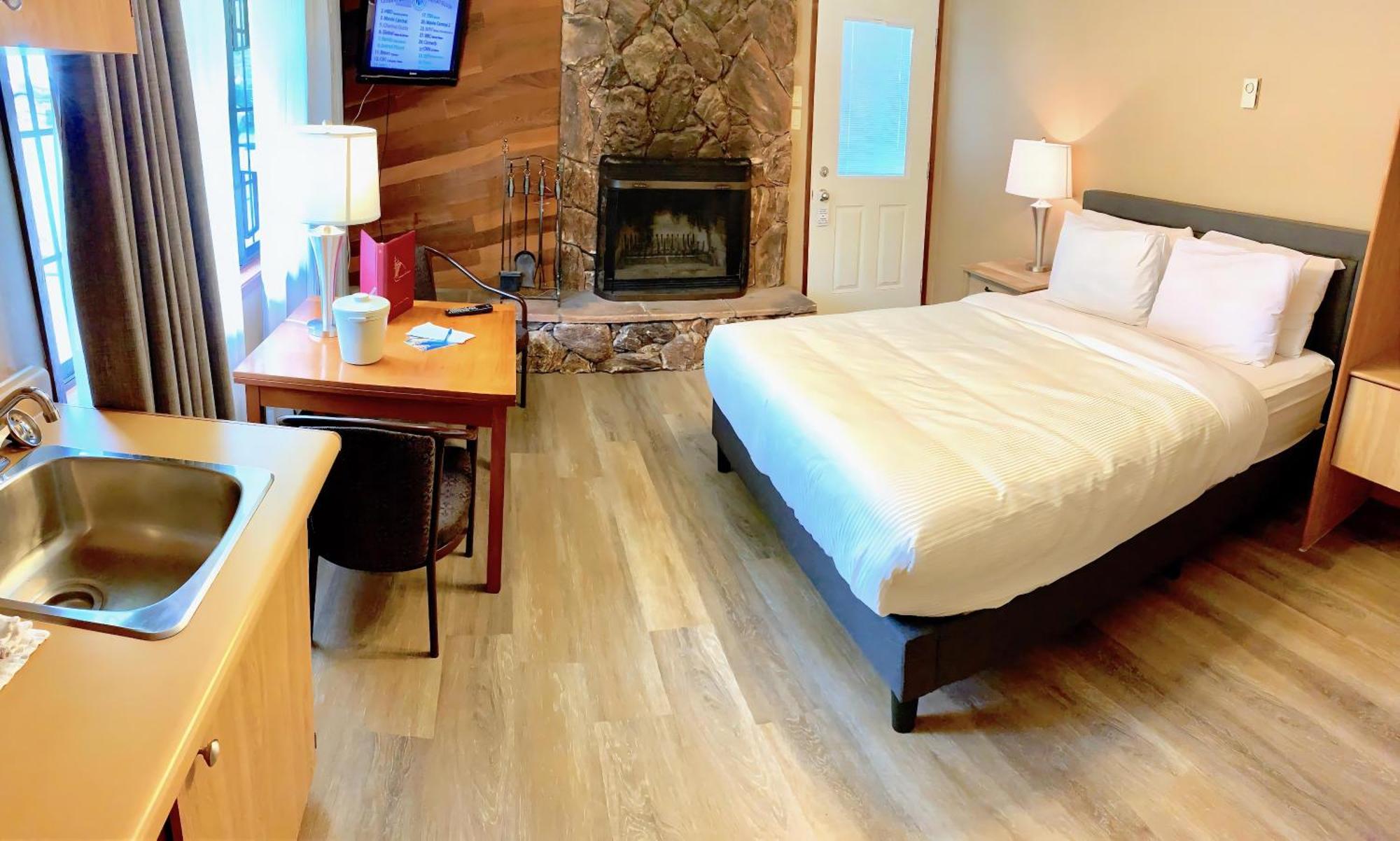 Sunwapta Falls Rocky Mountain Lodge Τζάσπερ Δωμάτιο φωτογραφία