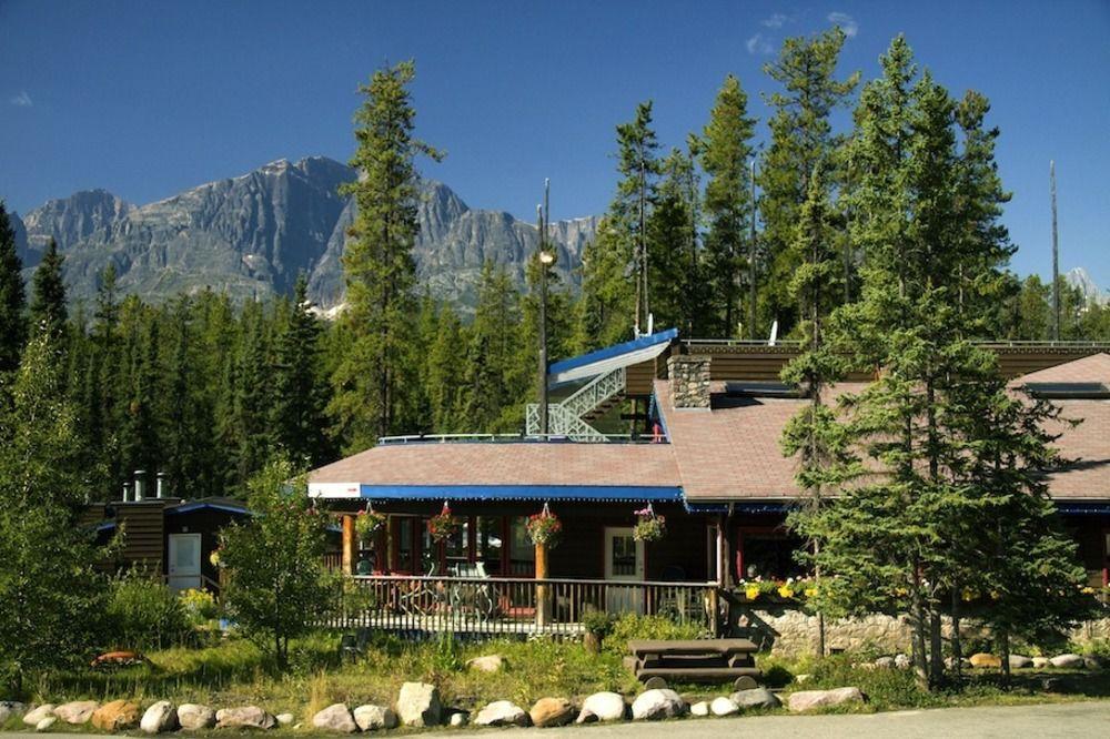 Sunwapta Falls Rocky Mountain Lodge Τζάσπερ Εξωτερικό φωτογραφία