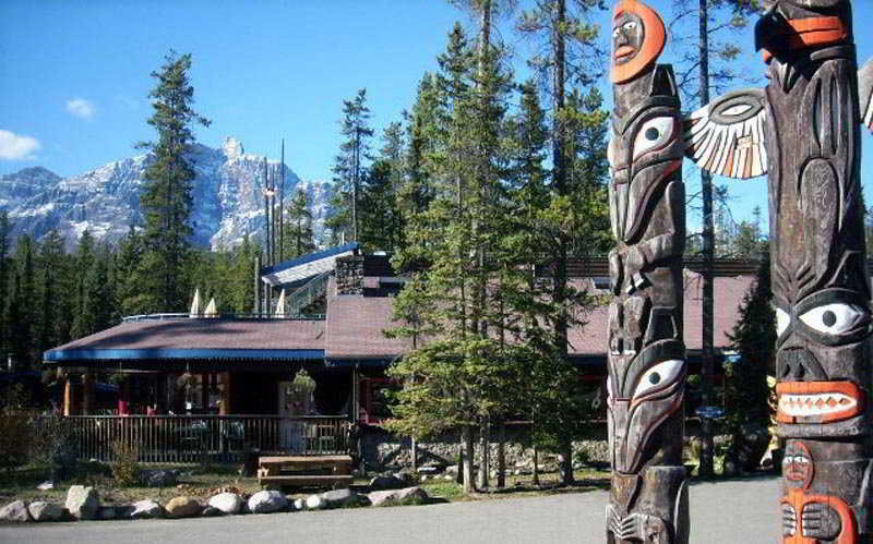 Sunwapta Falls Rocky Mountain Lodge Τζάσπερ Εξωτερικό φωτογραφία